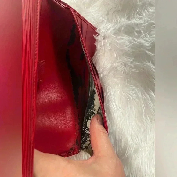 Louis Vuitton Red Epi International Wallet - Picture 9 of 14
